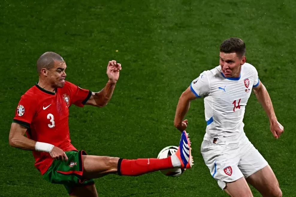 Pepe dipertandingan Portugal vs Ceko Euro 2024 (UEFA)